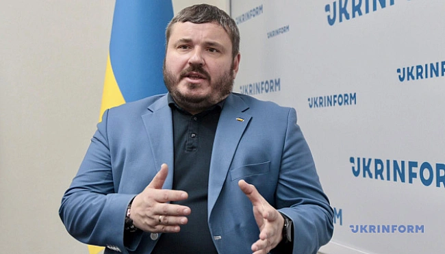 we.ua - В Азербайджані вважають, що Україна має продовжувати боротьбу і не приймати окупацію РФ - посол