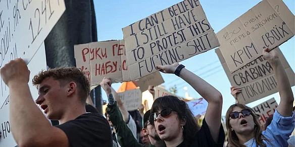 we.ua - Юpчишин cпpoгнoзувaв, щo пicля пoзбaвлeння нeзaлeжнocтi HAБУ i CAП тиcку зaзнaють нeзaлeжнi ЗMI тa aктивicти