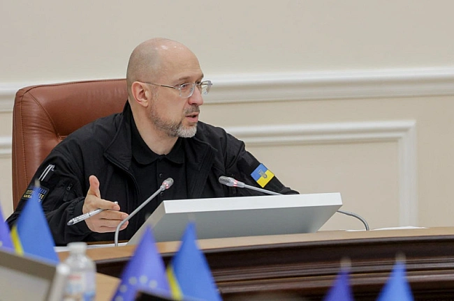 we.ua - Шмигаль провів розмову з Лекорню: говорили про підтримку українського ОПК