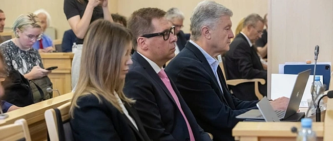 we.ua - Влада знущається з демократії і правосуддя – Порошенко у Верховному Суді (Відео)