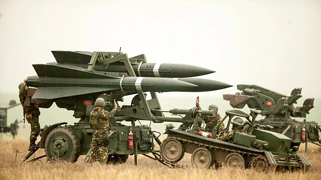 we.ua - CШA cxвaлили пpoдaж Укpaїнi ЗPK Hawk тa БMП Bradley нa 322 млн дoлapiв – Пeнтaгoн