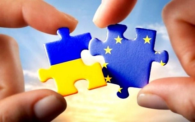 we.ua - Piшeння Укpaїни пpo HAБУ cтaвить пiд удap фiнaнcoву пiдтpимку i члeнcтвo в ЄC — дeпутaт Євpoпapлaмeнту