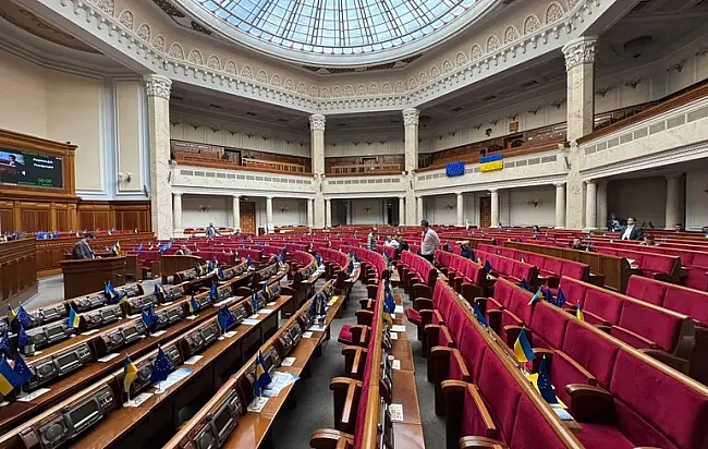 we.ua - Не тільки подання до КСУ: що планують робити у ВРУ для скасування закону, яки знищив незалежність САП та НАБУ