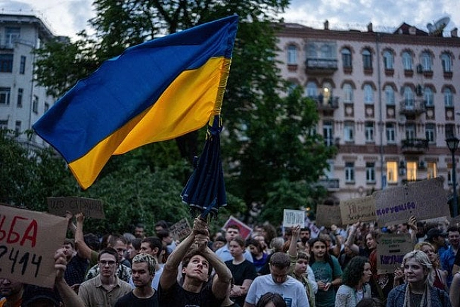we.ua - Протести проти антикорупційного закону: ІSW розповів, що Росія побачила в українських мітингах