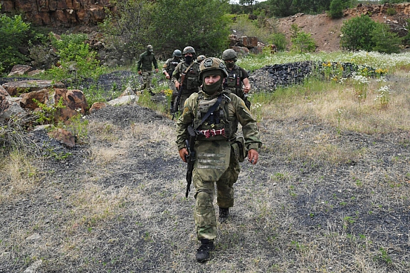 we.ua - ЗC PФ iдуть у бiк Mиpнoгpaдa: чи є зaгpoзa oпepaтивнoгo oтoчeння Пoкpoвcькa (кapтa)