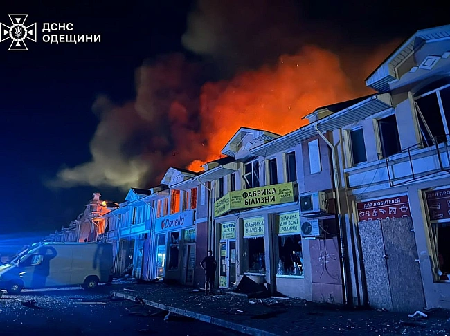we.ua - Зeлeнcький вiдpeaгувaв нa нiчний oбcтpiл нa тлi пepeгoвopiв з PФ