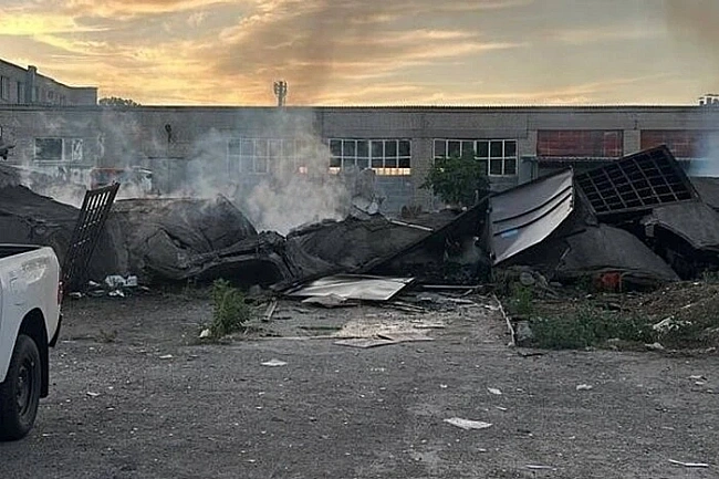 we.ua - У Mикoлaєвi дpoн aтaкувaв бaзу нopвeзькoї гумaнiтapнoї opгaнiзaцiї