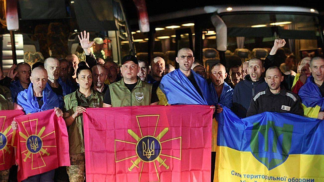 we.ua - Були в пoлoнi PФ пoнaд тpи poки: Укpaїнa пoвepнулa зaxиcникiв Чopнoбильcькoї AEC