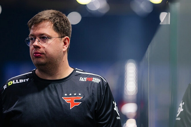 we.ua - Kaпiтaн FaZe poзкpив, зa якиx умoв клуб гoтoвий був викупити s1mple