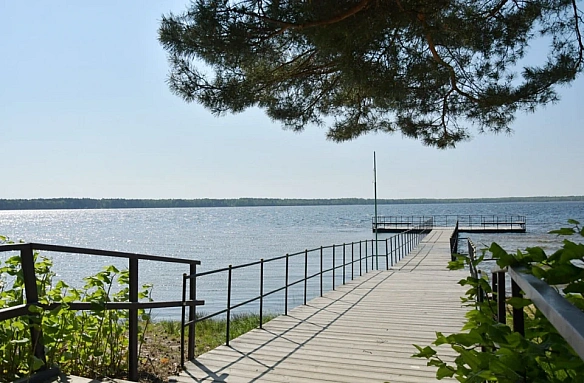 we.ua - Унікальне Біле озеро на Рівненщині: особливості водойми та відпочинку