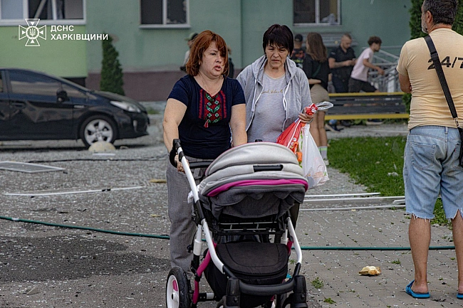 we.ua - Обстріл Харкова 24 липня: росіяни били по кварталу новобудов
