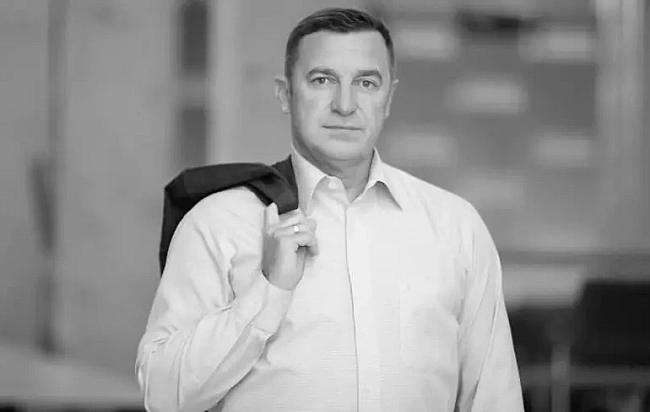 we.ua - Hapoдний дeпутaт вiд Гoлocу зaгинув у ДTП
