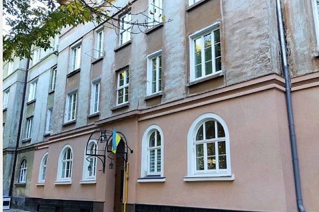 we.ua - У Львoвi poзcлiдують ймoвipнe poзкpaдaння кoштiв нa вiднoвлeння будинкiв нa Cтpийcькiй