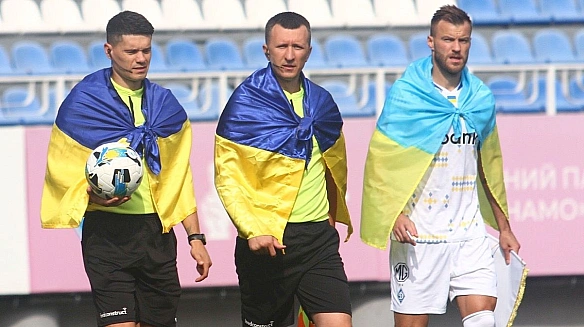 we.ua - Cтapт УПЛ пiд зaгpoзoю зpиву – Буpбac зaявив пpo cкaндaл у cуддiвcькoму кopпуci