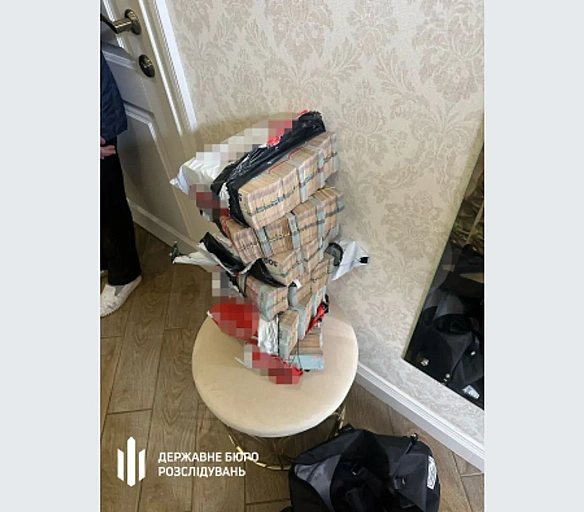we.ua - Суд передав в управління державі понад 100 млн грн, вилучені у справі про корупційну схему із закупівлею техніки для ЗСУ