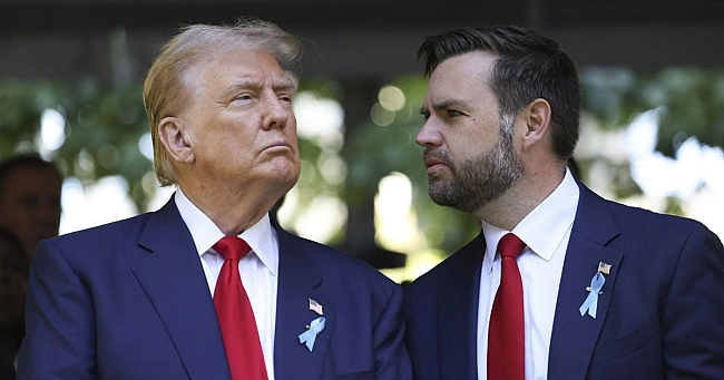 we.ua - Трамп погнався за Обамою, але дісталося Венсу: президент США насмішив мережу мемом