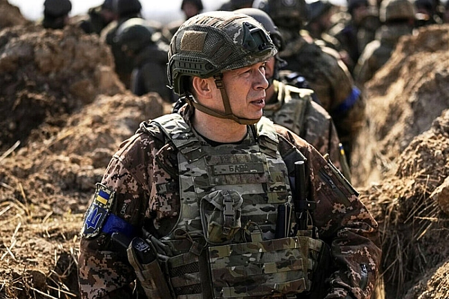 we.ua - «Генерал-війна»: Сирському – 60