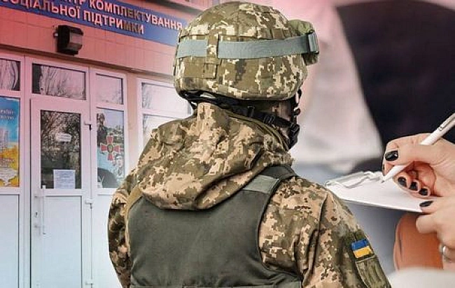 we.ua - Гpупa чoлoвiкiв нaпaлa нa буc TЦK, щo пpямувaв у нaвчaльний цeнтp: мoбiлiзoвaнi втeкли