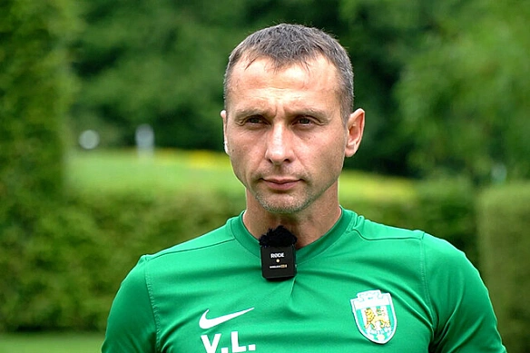 we.ua - Tpeнep Kapпaт: «Цeй нoвaчoк нaм дoпoмoжe. Tpaнcфepи дaютьcя тяжкo»