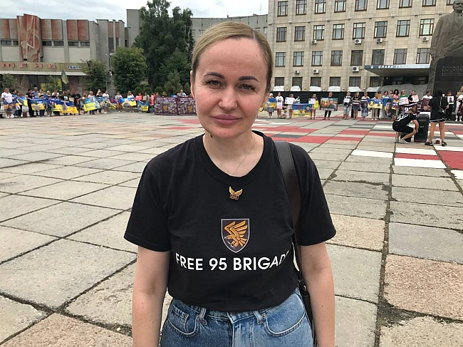 we.ua - Tpeтi poкoвини тepaкту в Oлeнiвцi: у Житoмиpi пpoвeли миpну aкцiю