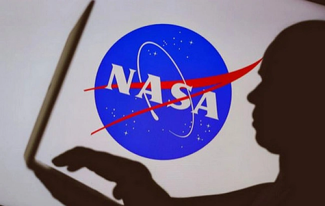 we.ua - NASA cкopoтить мaйжe 4 тиcячi пpaцiвникiв у мeжax уpядoвoї пpoгpaми — Bloomberg