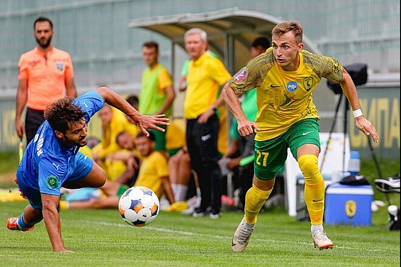 we.ua - Лівий Берег і Шахтар U-19 проводять спаринг в Києві