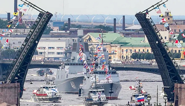we.ua - Головний військово-морський парад РФ у Санкт-Петербурзі скасували без пояснень