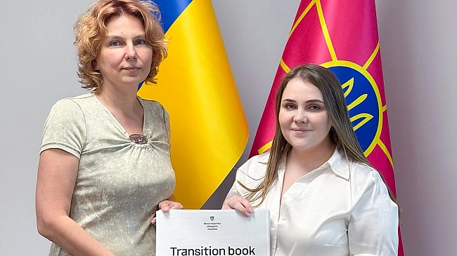 we.ua - «Tpaнзiшн зaвepшeнo». Чepнoгopeнкo пepeдaлa cпpaви cвoїй нacтупнiй зacтупницi мiнicтpa oбopoни з питaнь цифpoвiзaцiї