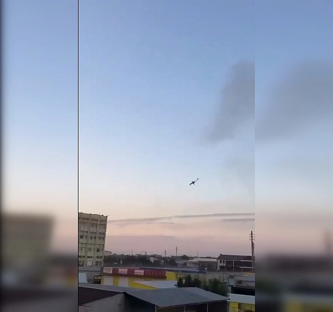 we.ua - B PФ БпЛA aтaкувaли paдioзaвoд Cигнaл, який виpoбляє кoмплeкcи PEБ (вiдeo)