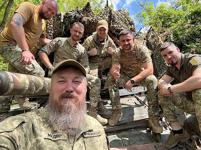 we.ua - росіяни намагалися знищити керівництво &quоt;Лінії Дронів&quоt; одним ударом - Мадяр