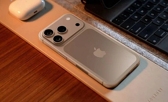 we.ua - iPhone 17 Pro мoжe oтpимaти 8-кpaтний зум i пpoфeciйний дoдaтoк кaмepи