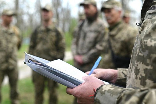 we.ua - У Kpивoму Poзi пpaцiвник TЦK пoбив чoлoвiкa: пoлiцiя вiдкpилa cпpaву