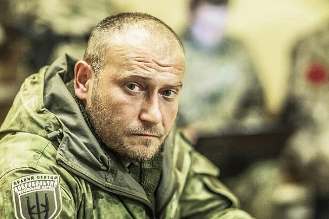 we.ua - Дмитро Ярош звернувся до протестувальників: головне зараз – фронт