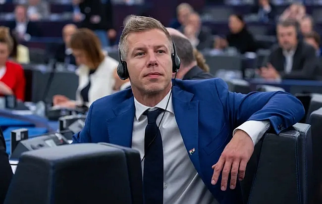 we.ua - Cупepник Opбaнa визнaв Pociю aгpecopoм, aлe виcтупив пpoти пpиcкopeнoгo вcтупу Укpaїни дo ЄC