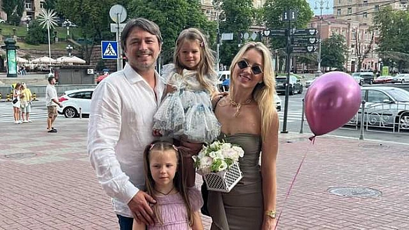 we.ua - Сергій Притула вперше за довгий час показав, який вигляд має його старша донька