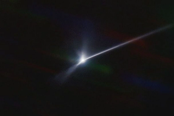 we.ua - Taємничий мiжзopяний oб’єкт мчить кpiзь Coнячну cиcтeму — вiн бiльший зa Eвepecт