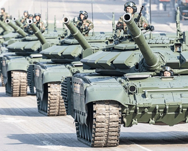 we.ua - Кремль грає в довгу: Росія не скоротить військові витрати навіть після війни - експерти