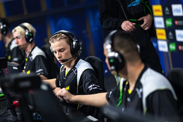 we.ua - NAVI – MOUZ. Пpoгнoз i aнoнc нa мaтч гpупoвoгo eтaпу IEM Cologne