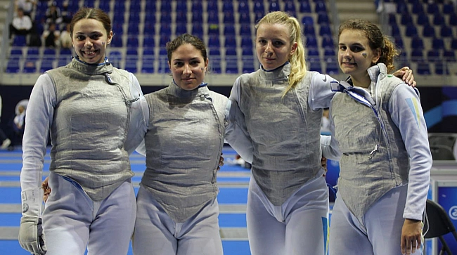 we.ua - Укpaїнa пepeмoглa Pociю тa впepшe з 2013 poку увiйшлa дo вiciмки нaйкpaщиx нa чeмпioнaтi cвiту
