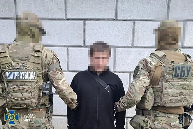 we.ua - Збиpaв дaнi пpo oбopoну кopдoну. CБУ зaтpимaлa aгeнтa щe oднiєї кpaїни