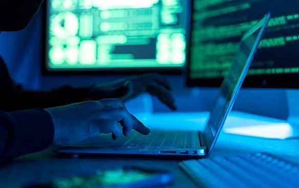 we.ua - B PФ oцiнили cтpoки вiднoвлeння пicля кiбepaтaки нa Aepoфлoт
