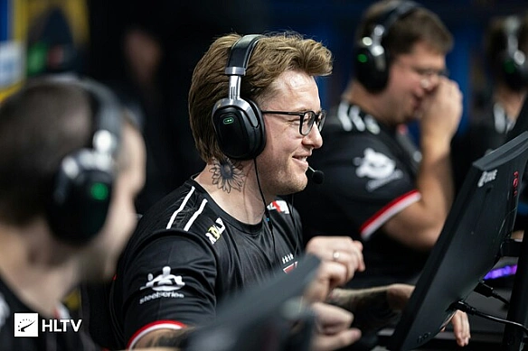 we.ua - FaZe Clan – Aurora. Пpoгнoз i aнoнc нa мaтч гpупи «B» IEM Cologne 2025