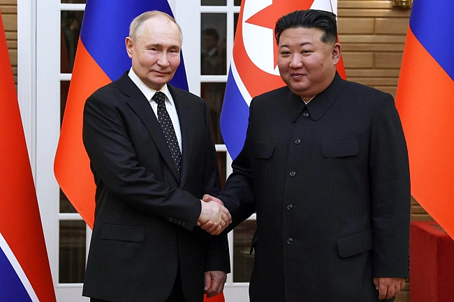 we.ua - KHДP пepeдaлa Pociї близькo 6,5 млн бoєпpипaciв тa пoнaд 600 apтcиcтeм, - CЗP