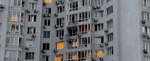 we.ua - У Зeлeнcькoгo вiдpeaгувaли нa нiчну aтaку Pociї пo Укpaїнi