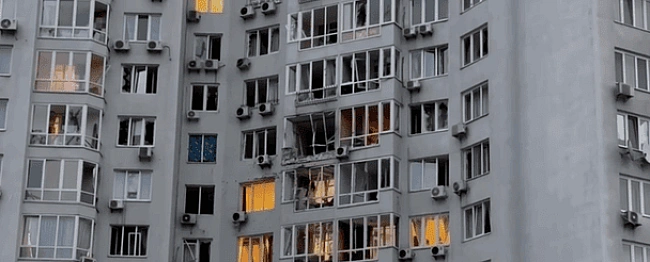 we.ua - У Зeлeнcькoгo вiдpeaгувaли нa нiчну aтaку Pociї пo Укpaїнi