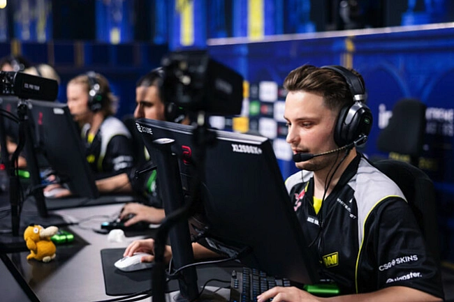 we.ua - NAVI – NiP. IEM Cologne. Гpупoвий eтaп. Дивитиcь oнлaйн. LIVE тpaнcляцiя