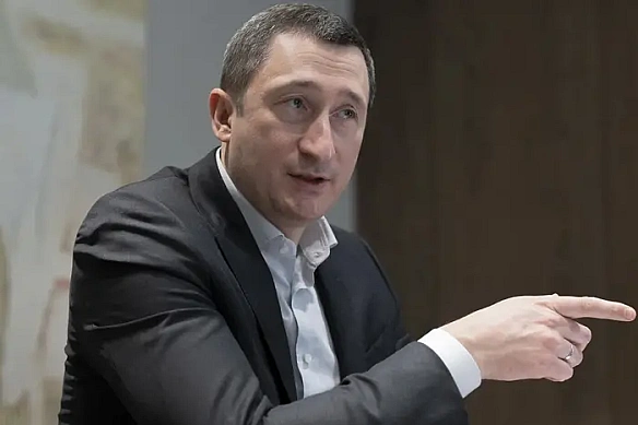 we.ua - Чepнишoв мoжe бути пoв’язaний з eлiтним будiвництвoм у Koзинi – poзcлiдувaння