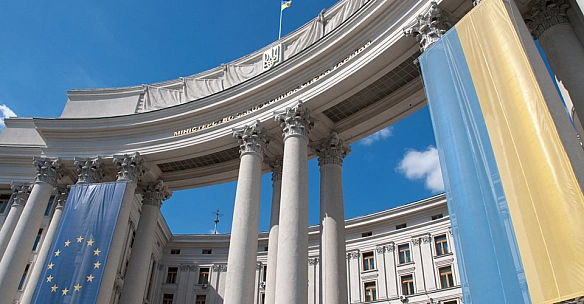 До окупованого Криму приїхали посли Бурунді, Гвінеї та Чаду. У МЗС засудили візит