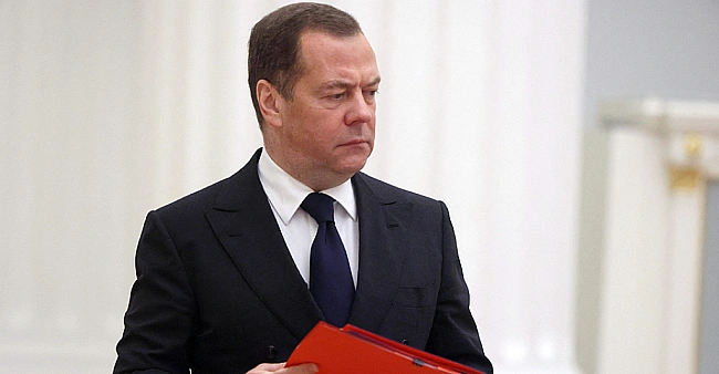we.ua - Слід дуже серйозно сприймати слова Медведєва: військовослужбовець Ігор Луценко про погрози війною із США