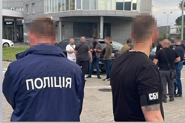 we.ua - СБУ та Нацполіція проводять безпекові заходи в одному з районів Києва